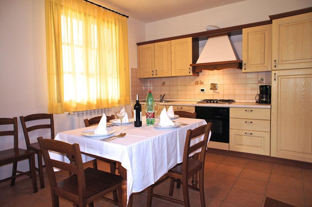 Appartamenti In Residence Villa Santa Maria San Vincenzo Cameră foto