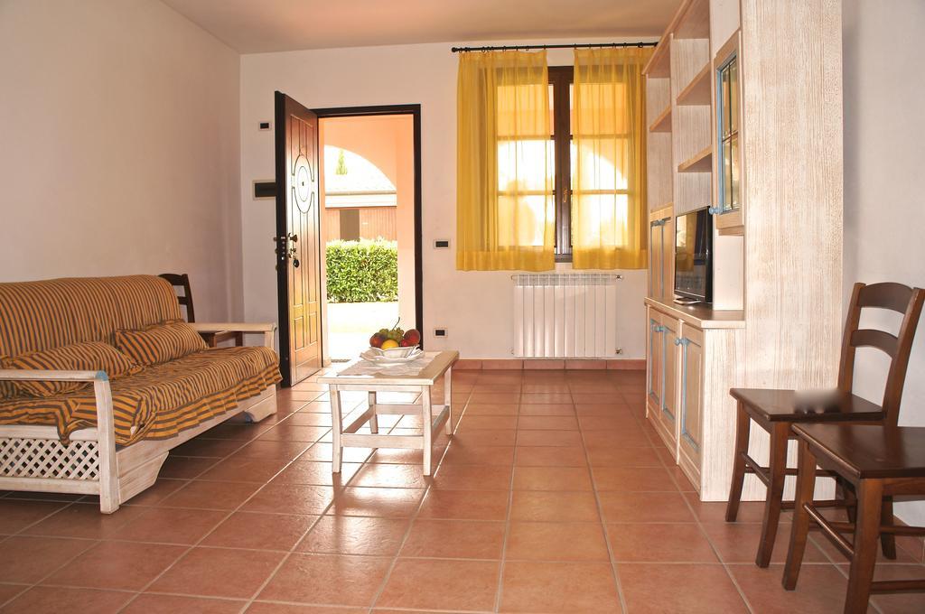 Appartamenti In Residence Villa Santa Maria San Vincenzo Cameră foto